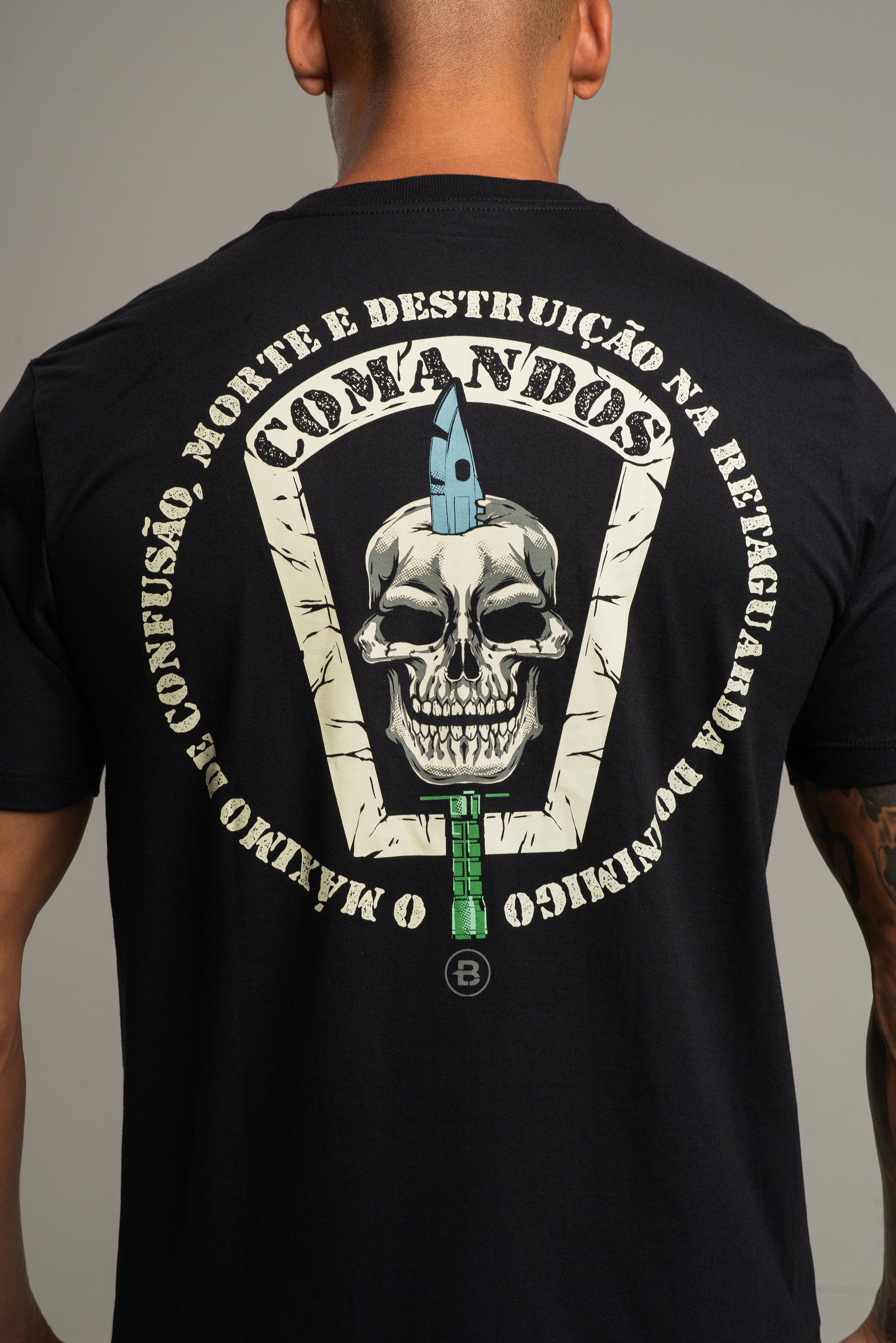 COMMANDS T-SHIRT